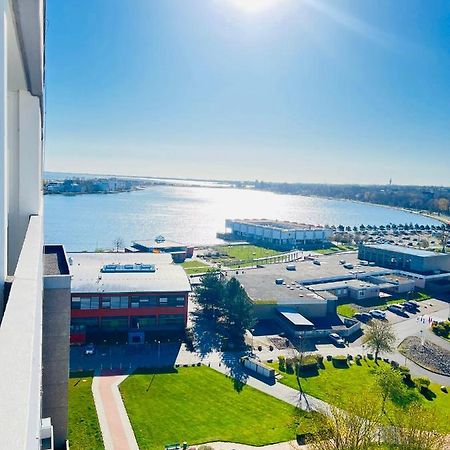 Derzeit Beliebt - Phaenomenaler Ausblick Auf Binnen- Und Ostsee Heiligenhafen Zewnętrze zdjęcie