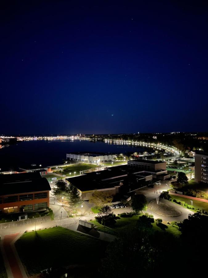 Derzeit Beliebt - Phaenomenaler Ausblick Auf Binnen- Und Ostsee Heiligenhafen Zewnętrze zdjęcie