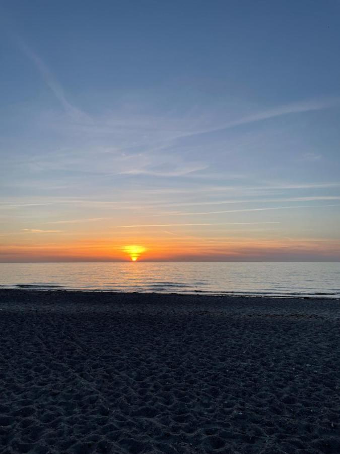 Derzeit Beliebt - Phaenomenaler Ausblick Auf Binnen- Und Ostsee Heiligenhafen Zewnętrze zdjęcie